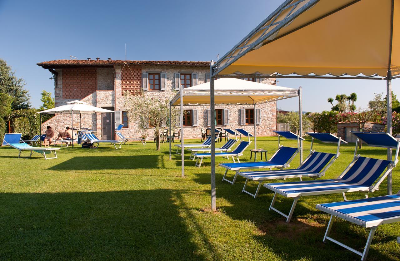Agriturismo Casolare Lucchese لوكا المظهر الخارجي الصورة