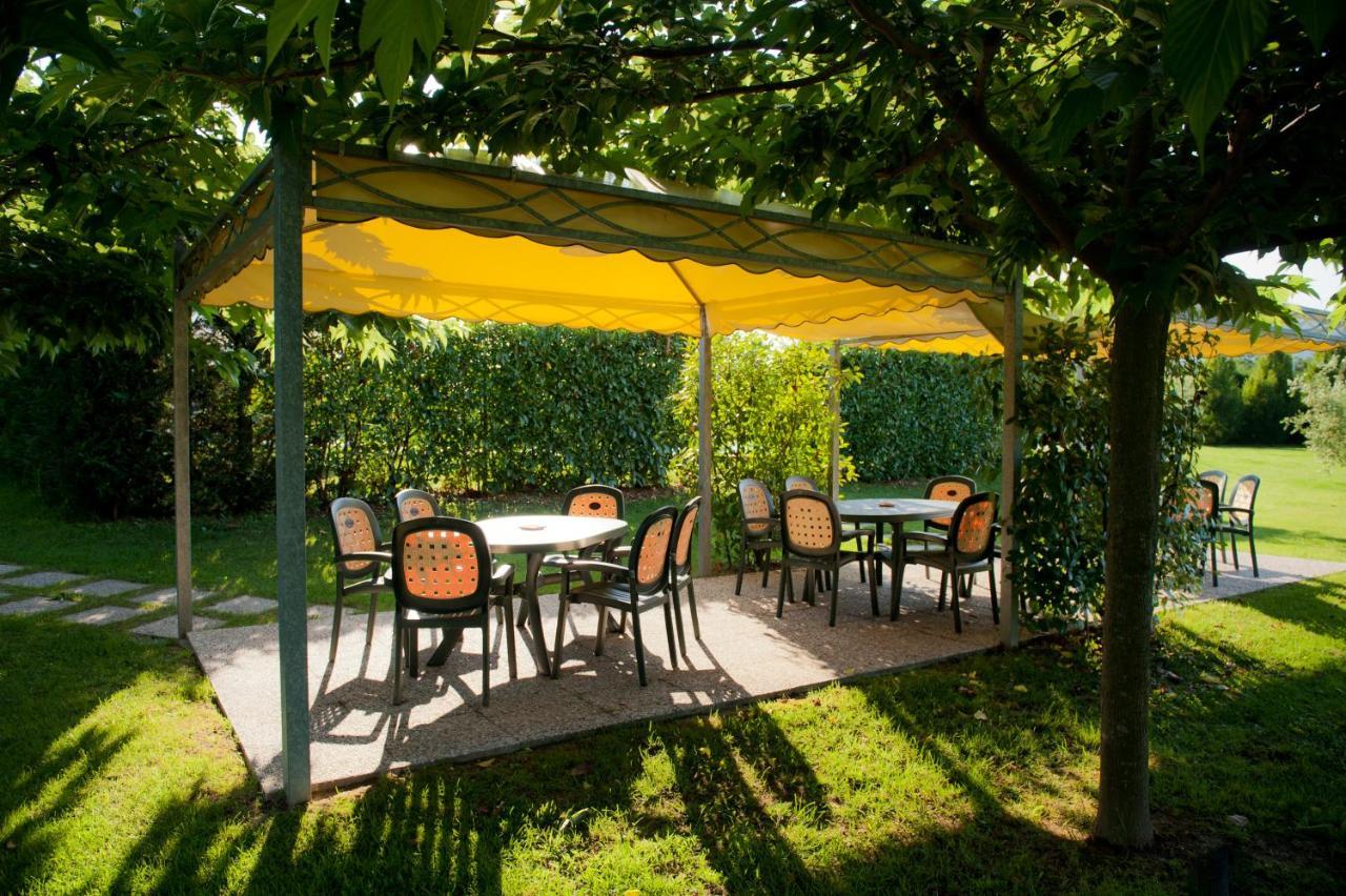 Agriturismo Casolare Lucchese لوكا المظهر الخارجي الصورة